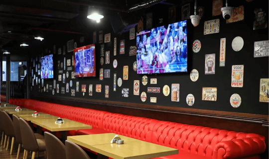 Adam’s Beer Kitchen: Food & Good Vibes