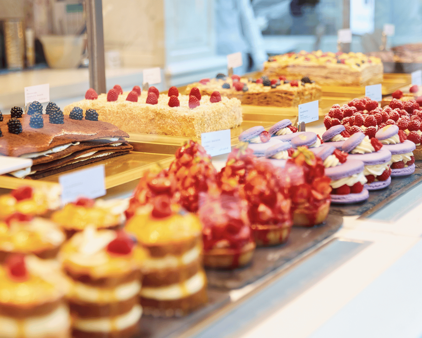 L’ETO Dubai: Cakes & Coffee Dreams