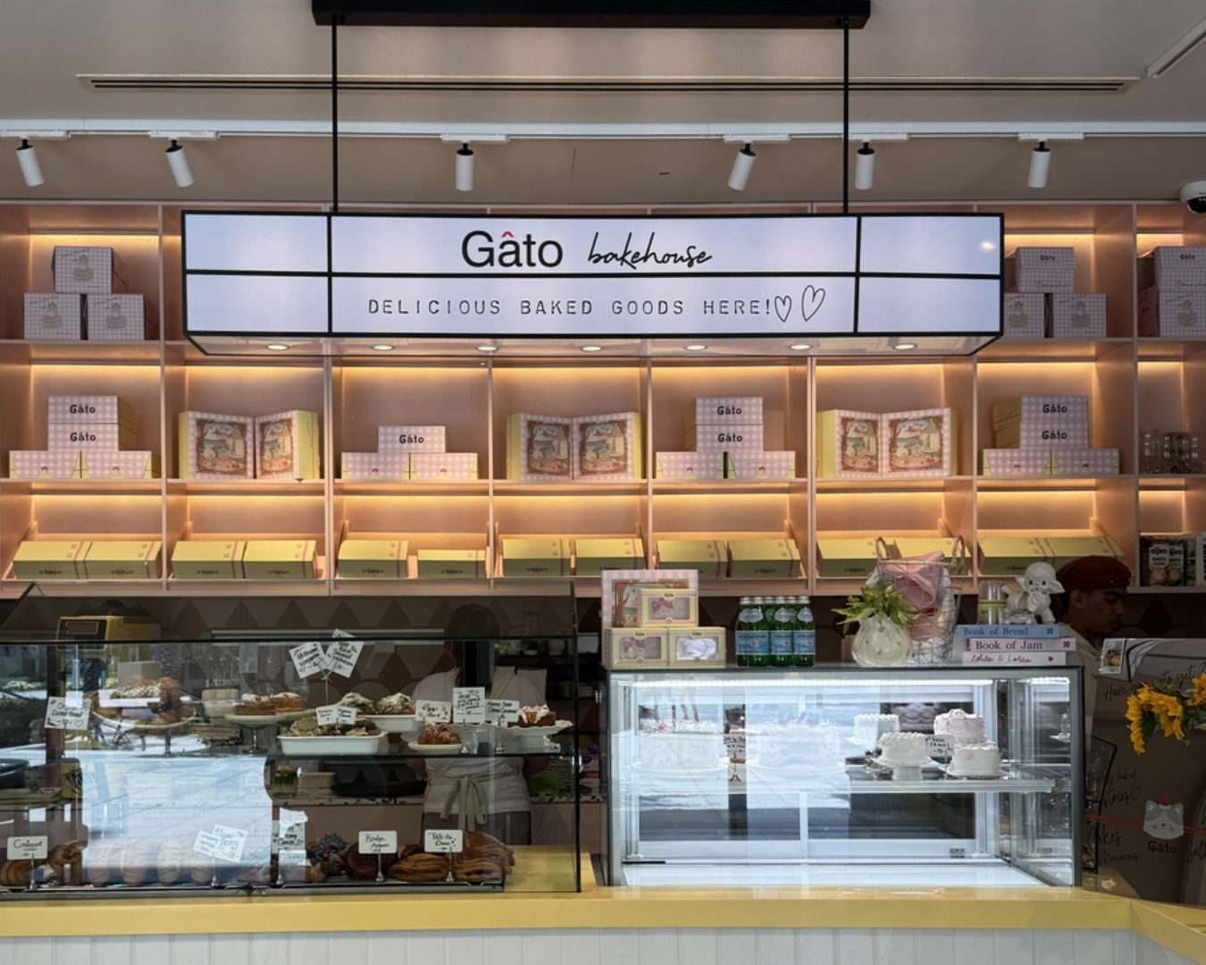 The Viral Dubai Chewy Cookie Spot: Gato Dubai